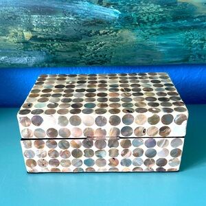 Beautiful Mother of Pearl Box  3.5'×8'x5' Mother of Pearl Coins